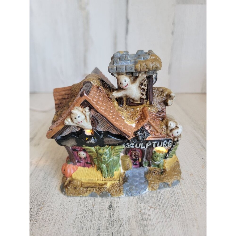 Ceramic sculpture Halloween haunted house vintage home decor‎